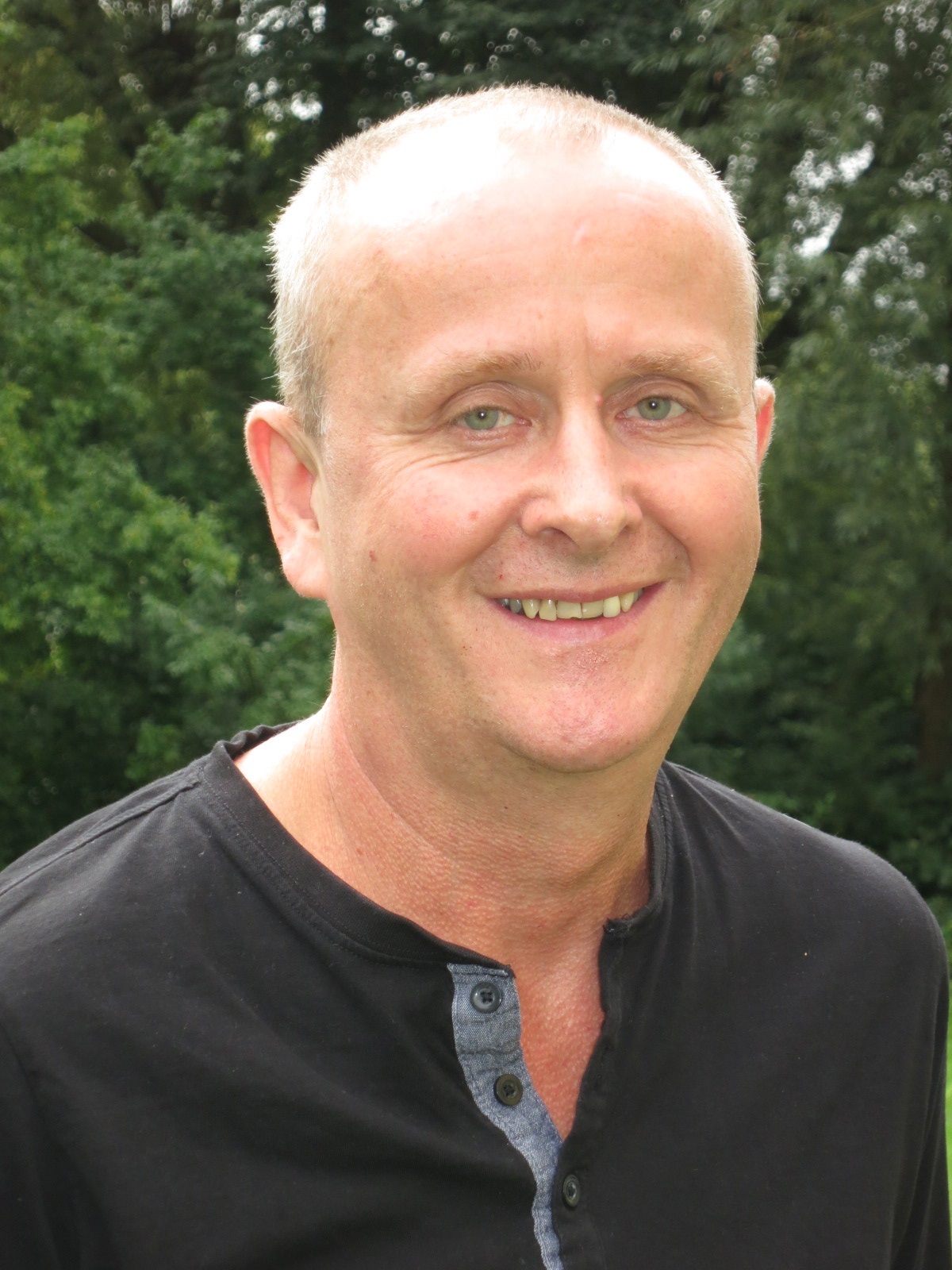 Öffnet die Seite 'NACHRUF'